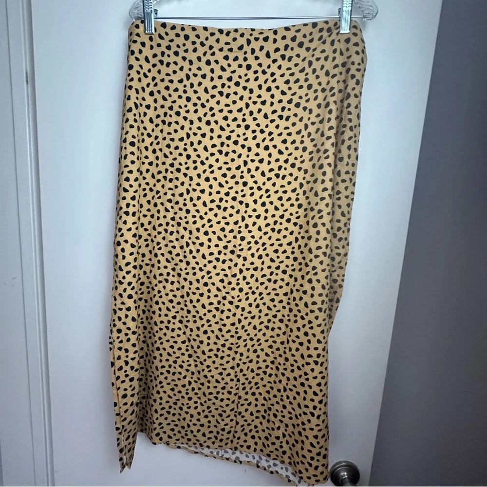 Marine Layer Cheetah/Leopard Print‎ Tencel/Lyocell Rayon Blend Midi Skirt 12